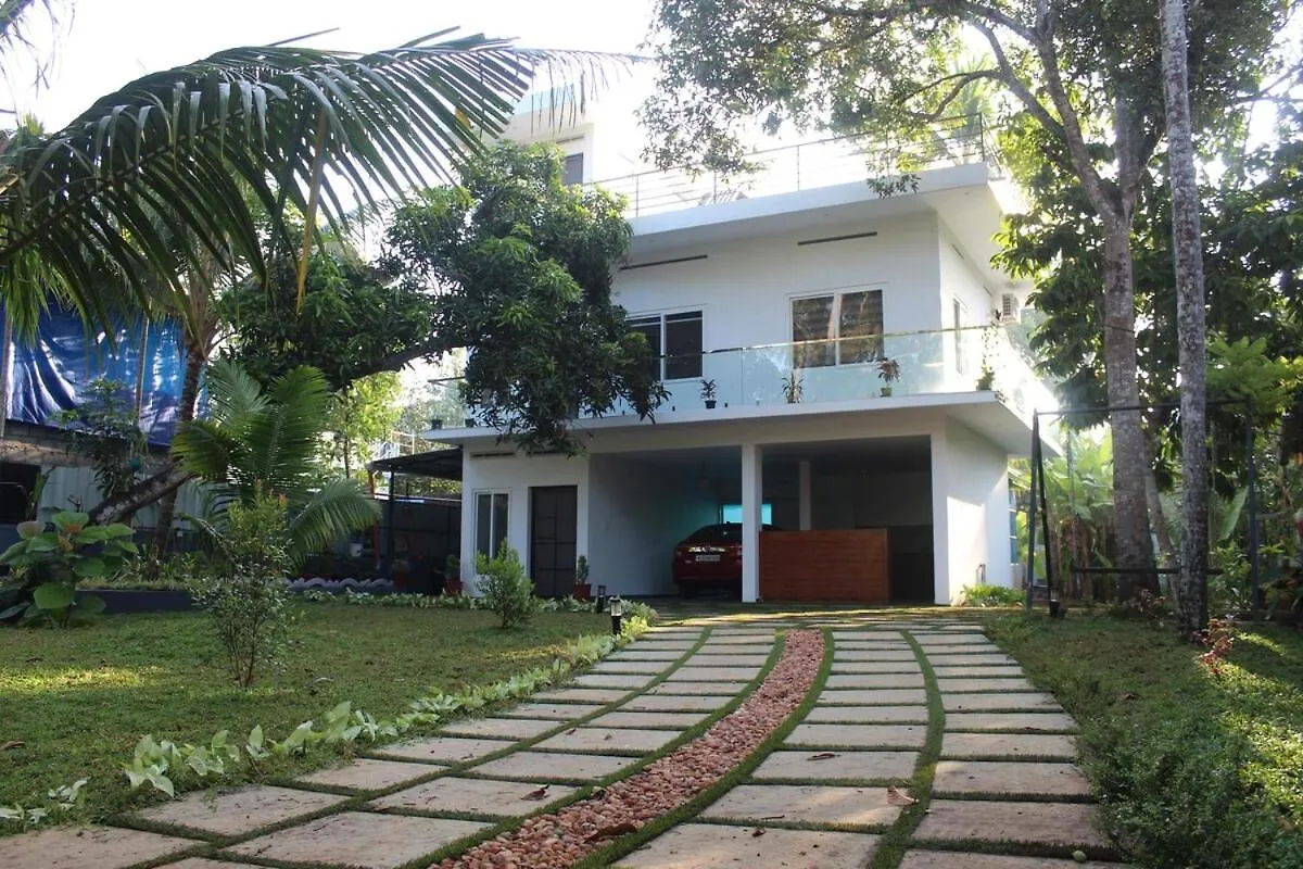 Beez Den Private Pool Villa Alappuzha India