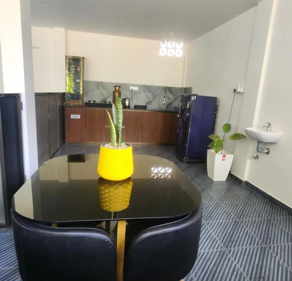 Beez Den Private Pool Villa Alappuzha