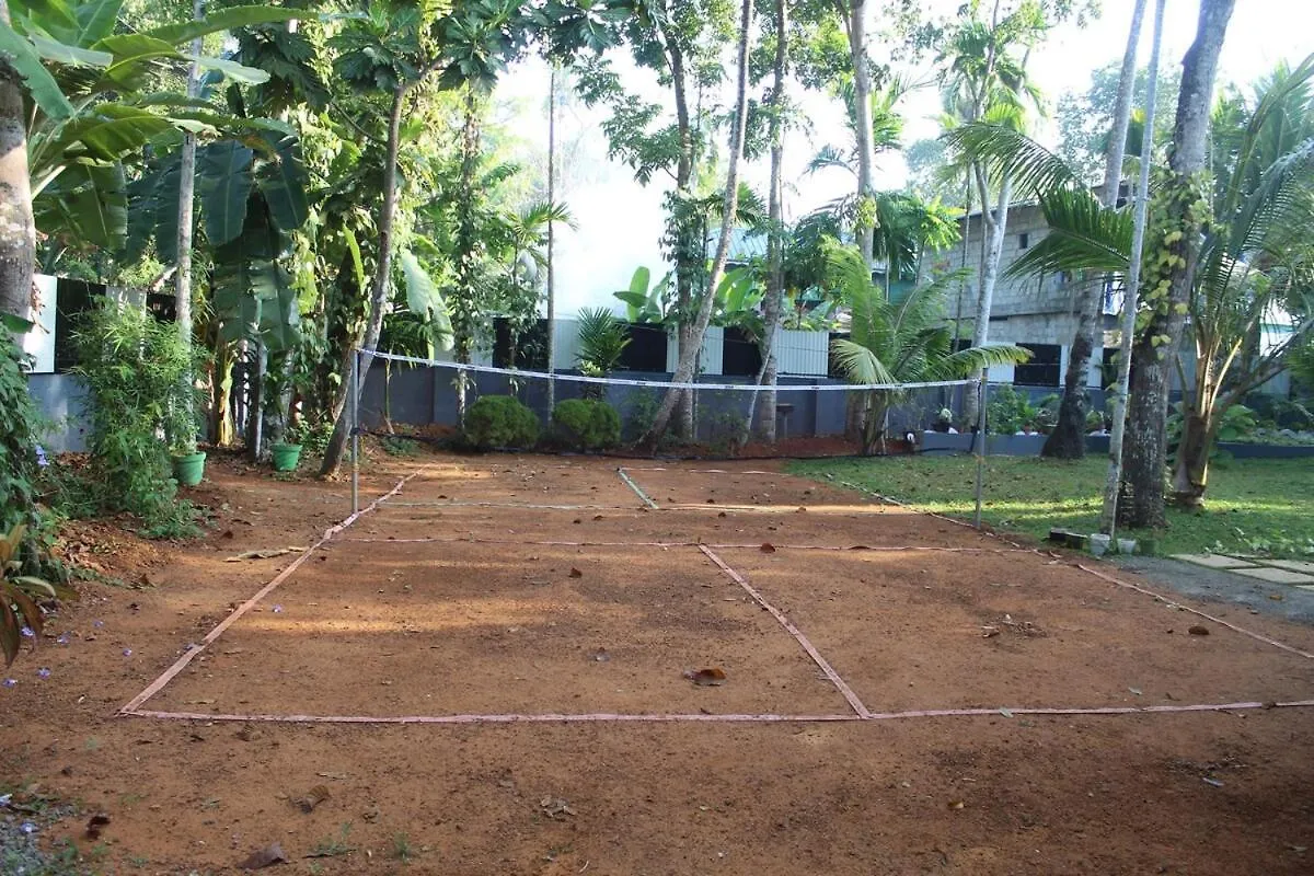 Beez Den Private Pool Villa Alappuzha 0*,  India