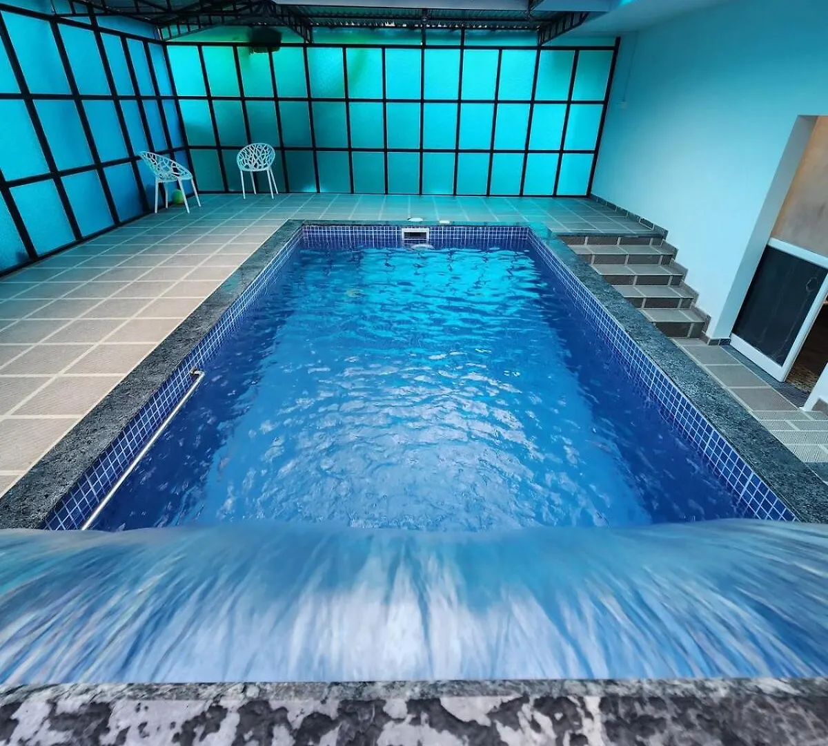 Beez Den Private Pool Villa Alappuzha