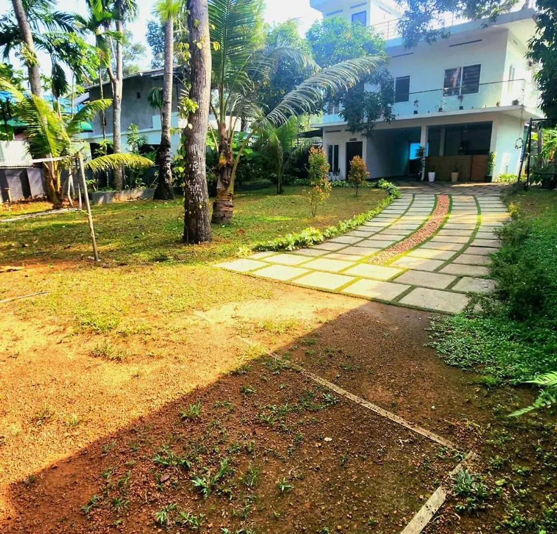 Beez Den Private Pool Villa Alappuzha
