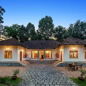 Villa Cvm House With Lawn At Thiruvalla By Stayvista, Alappuzha